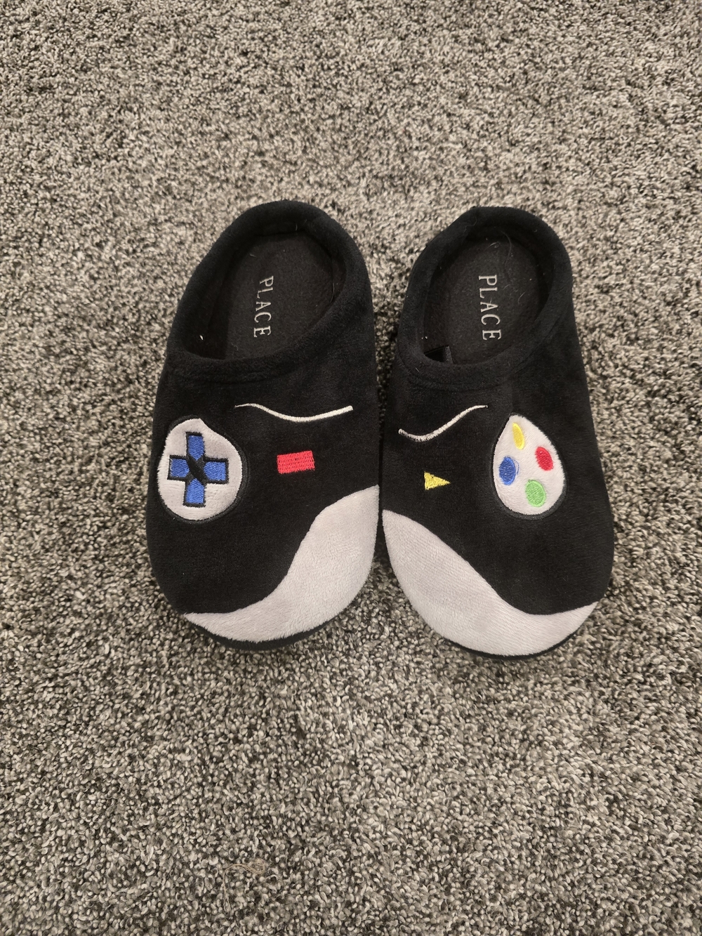 PLACE Kids Black Game Controller Slippers
